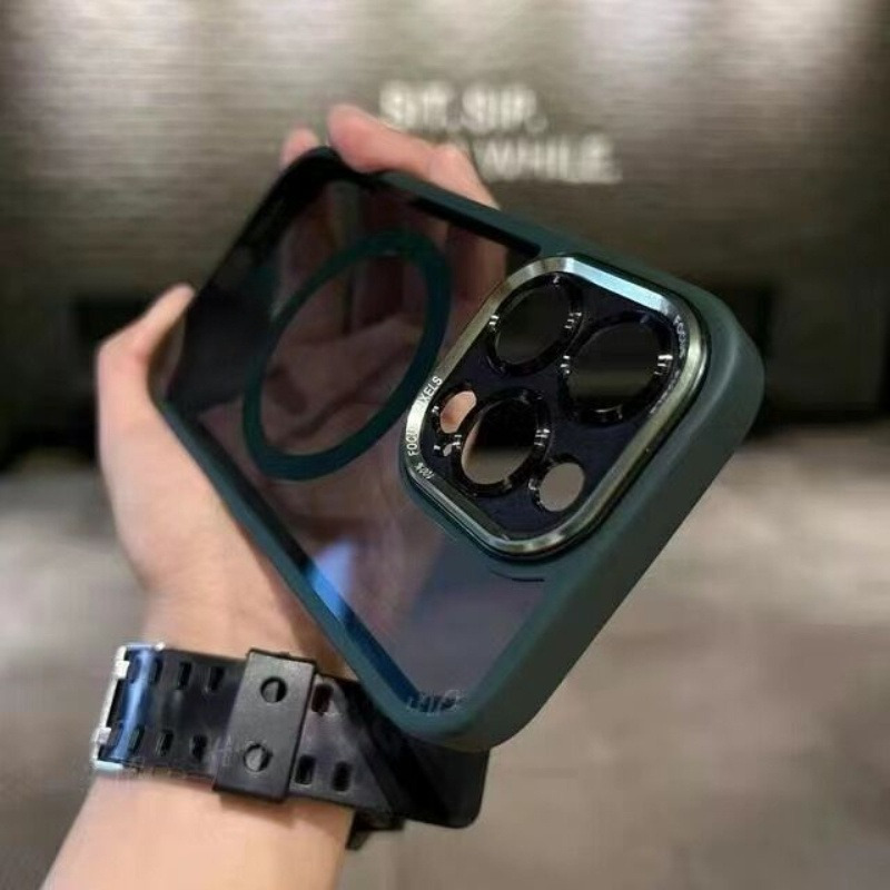 Aura Magnetic Case - Image 10